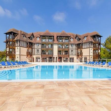 "Magnifique 2 Pieces Deauville" Piscine Et Jardin Exterior photo